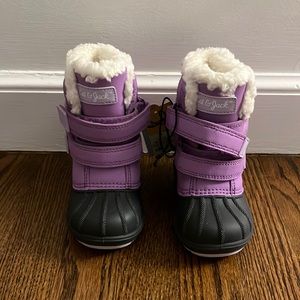 Toddler Snow Boots NWT - Cat and Jack